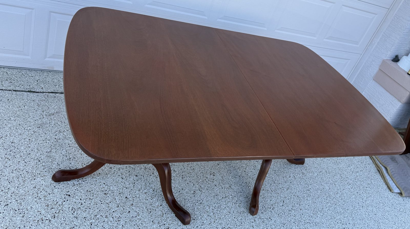 Kittinger Traditional Double Pedestal Dining Table with 3 Extension Leaves — view 9